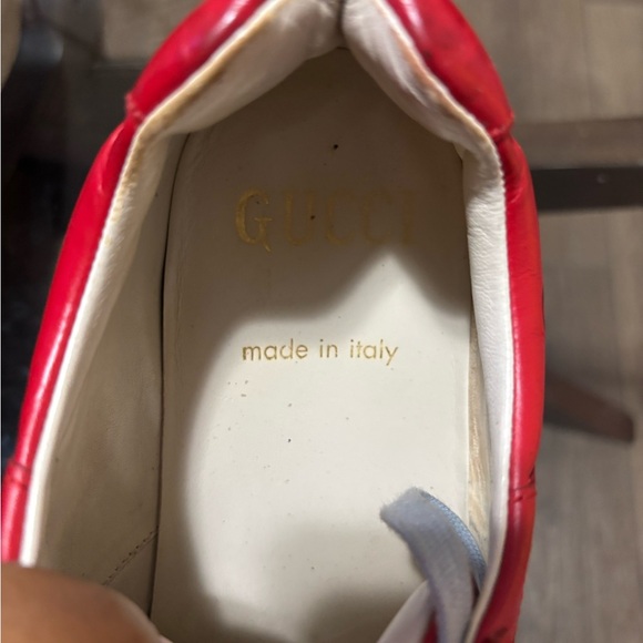 Selling my Gucci Rython 100 Reds - Picture 3 of 3